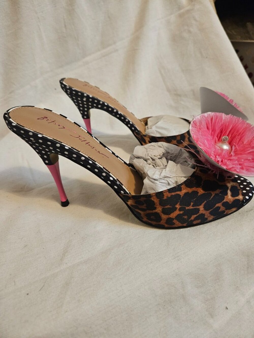 Betsey Johnson Avery Leopard Multi Feather Pom-Pom Mule Heels 9.5 NIB
